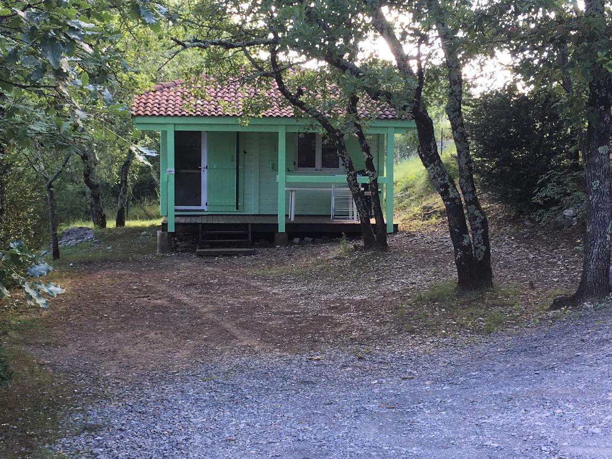 Camping Chalets Les Chenes Verts Vogue Bagian luar foto