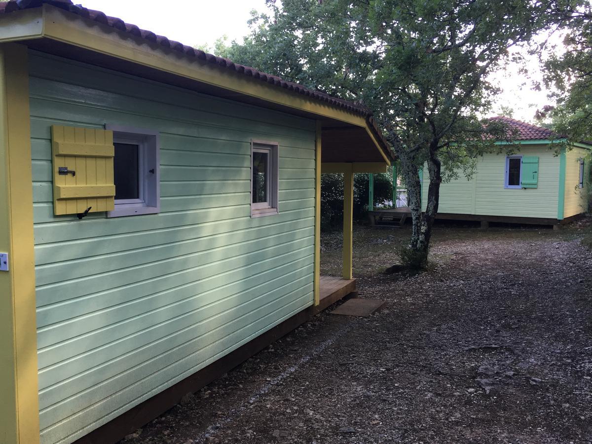 Camping Chalets Les Chenes Verts Vogue Bagian luar foto